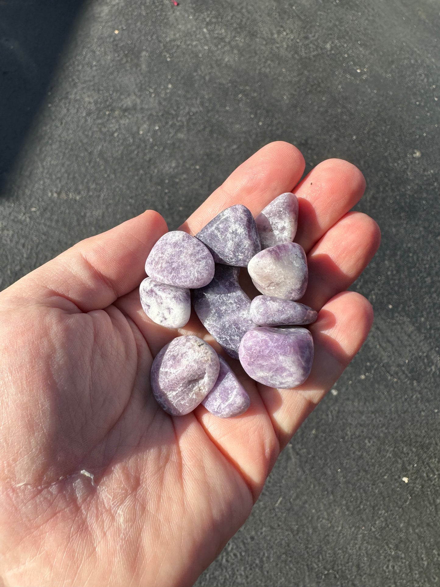 LEPIDOLITE TUMBLES!